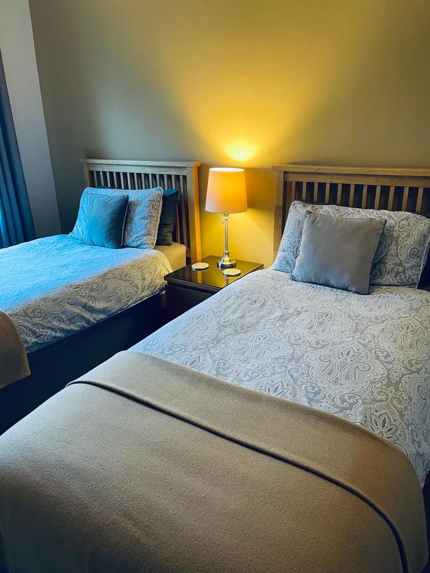 Apartment 101 Kingsmills Road Inverness Extérieur photo