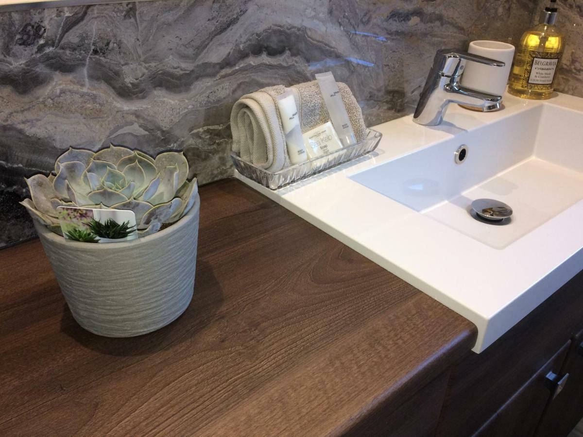 Apartment 101 Kingsmills Road Inverness Extérieur photo